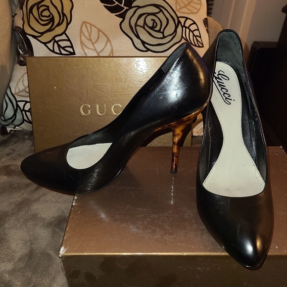 Gucci Pumps - Picture 6 of 7